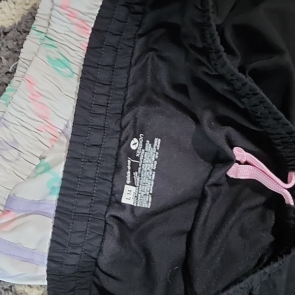 2 pair girls size large shorts - Picture 4 of 5